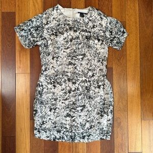 French Connection | Patterned viscose shift dress size 6 small medium